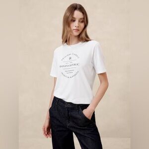 TIMELESS LOGO T-SHIRT BANANA REPUBLIC